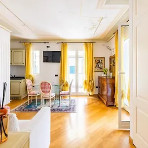 La Casa Al Mare Centro Storico Di Con Garage Appartamento